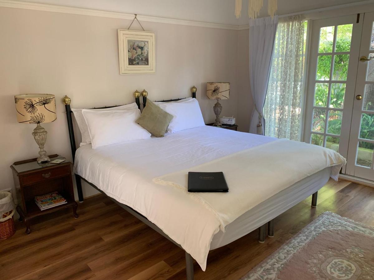 Rosebridge House Bed & Breakfast Adult Retreat Gooseberry Hill Exterior photo